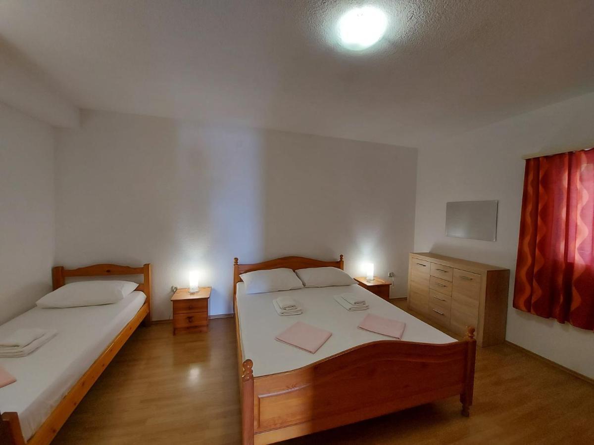 Apartments Gojevic โบล ภายนอก รูปภาพ