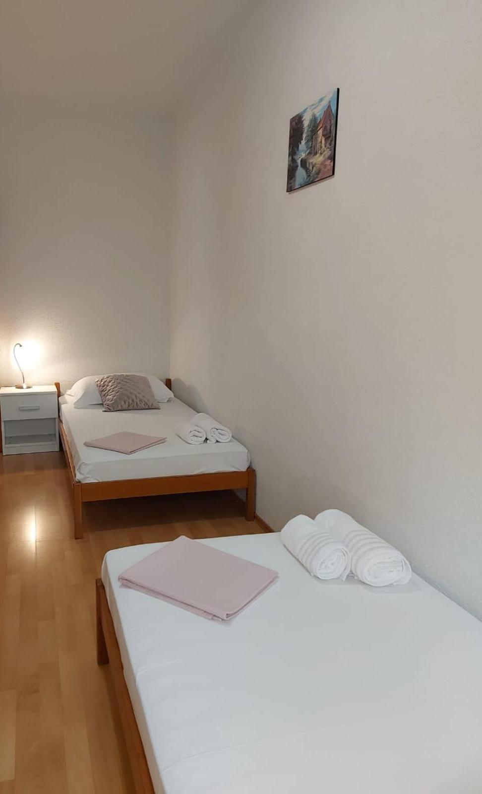 Apartments Gojevic โบล ภายนอก รูปภาพ