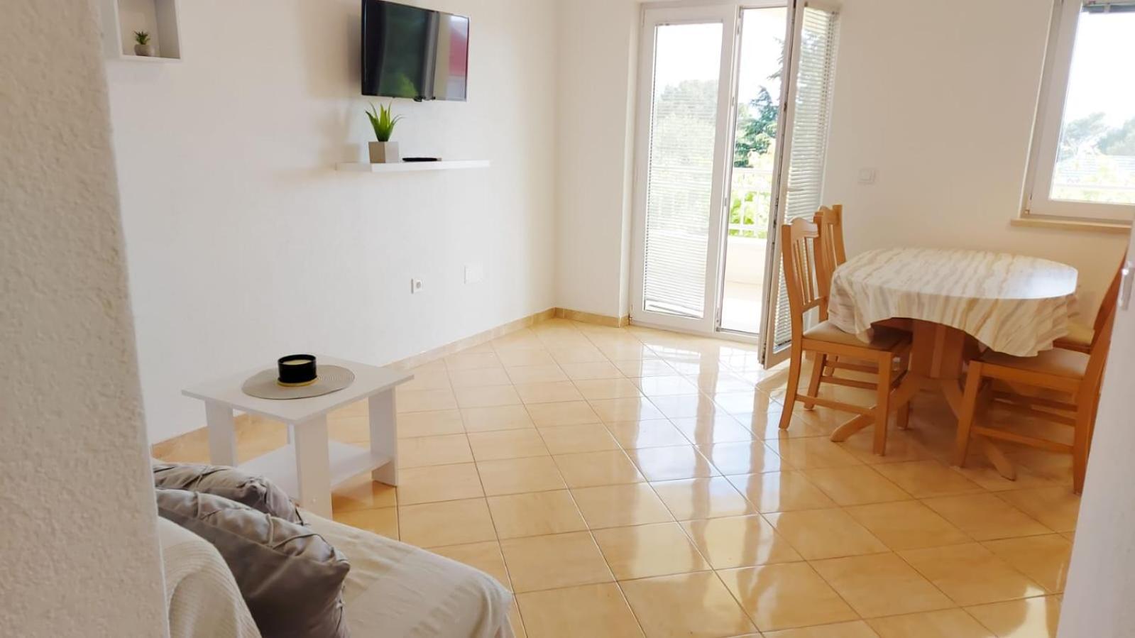 Apartments Gojevic โบล ห้อง รูปภาพ