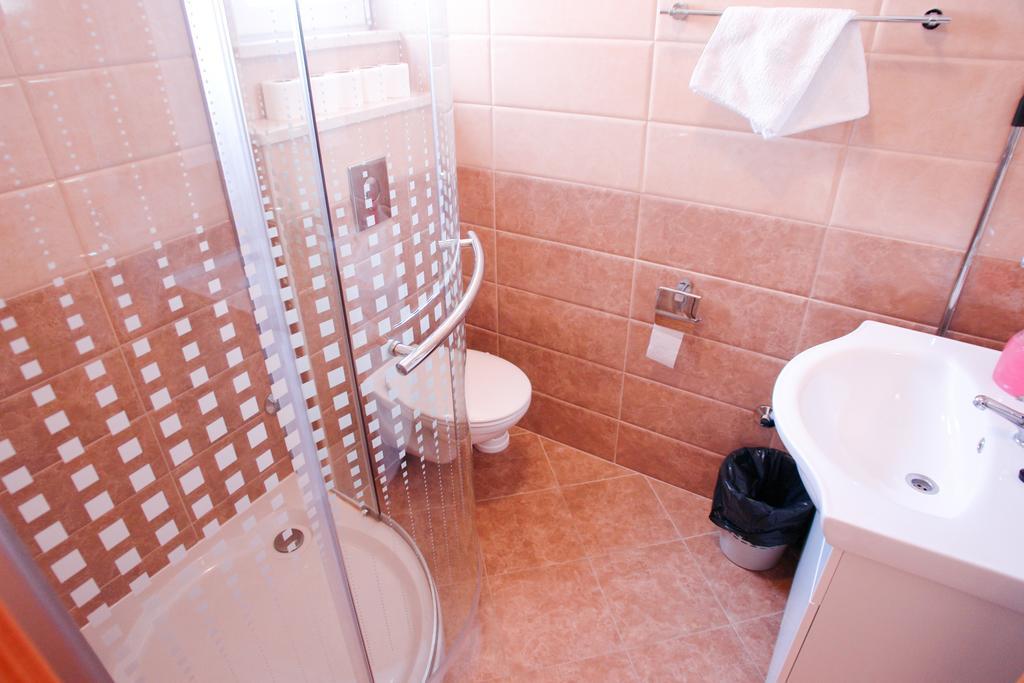 Apartments Gojevic โบล ภายนอก รูปภาพ